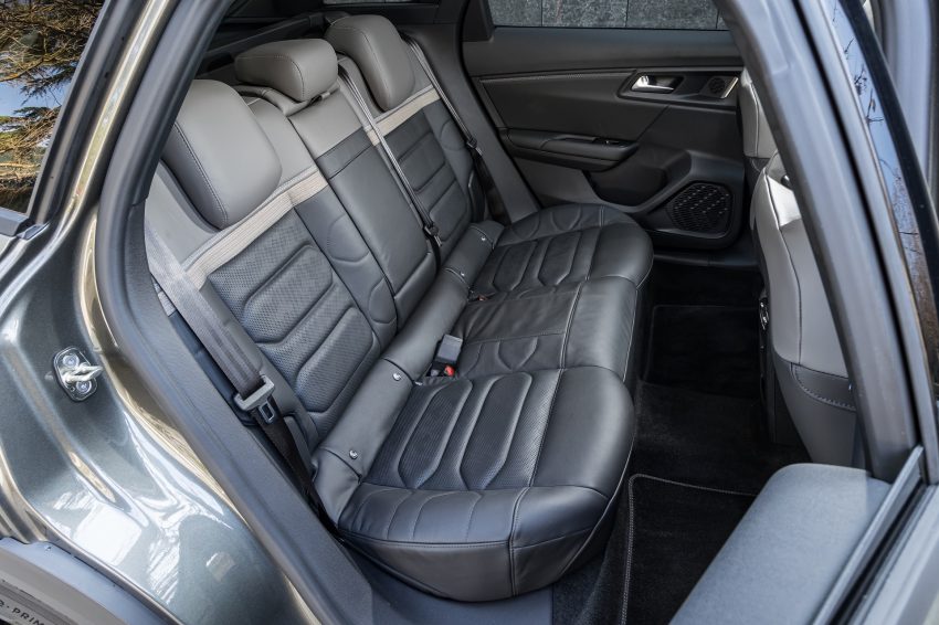 2022 Citroën C5 X Hybrid - Rear Three-Quarter Wallpaper 850x566 #33