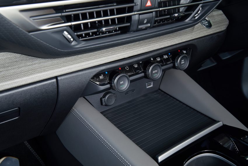 2022 Citroën C5 X Hybrid - UK version - Interior, Detail Wallpaper 850x567 #57