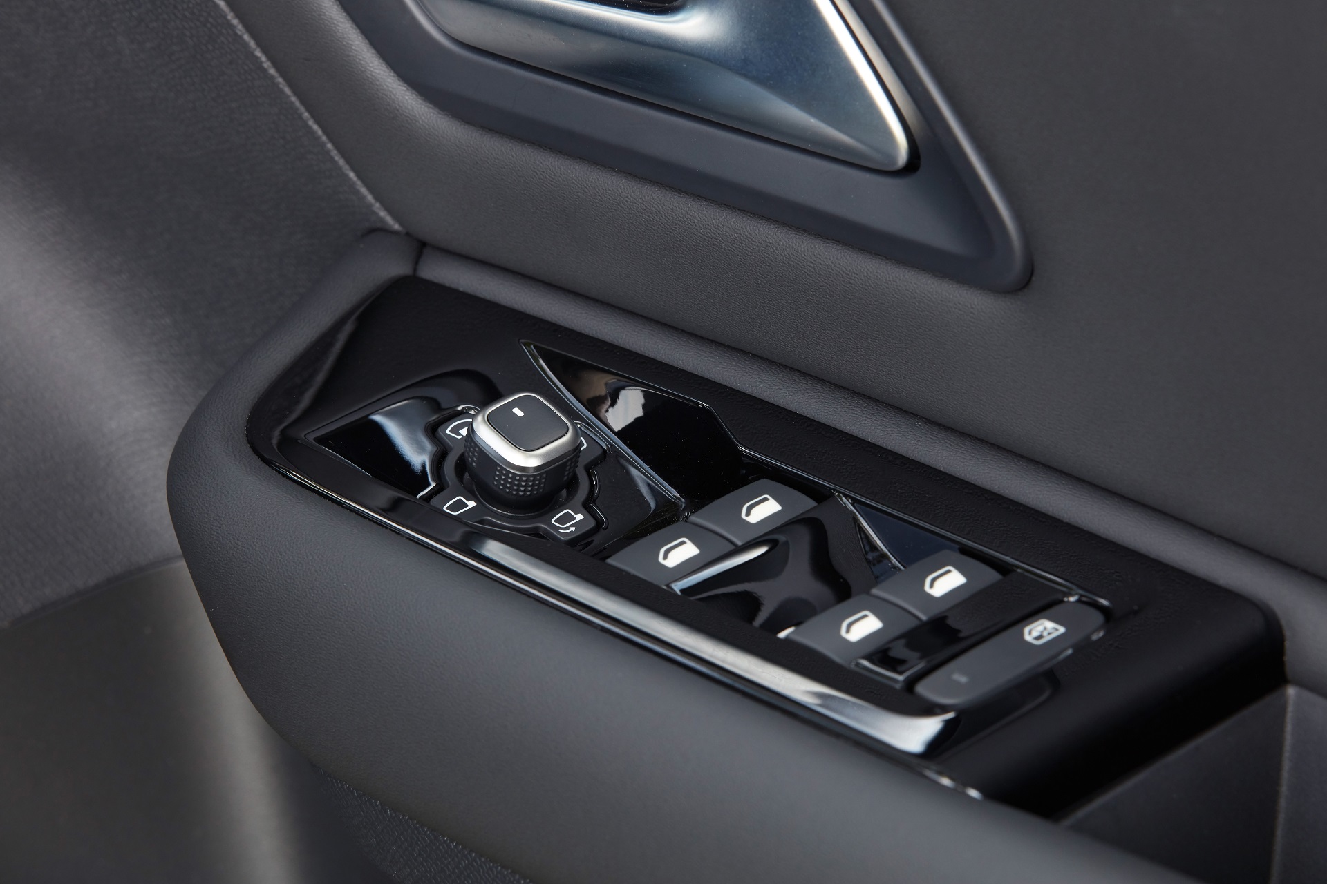 Download 2022 Citroën C5 X Hybrid - UK version - Interior, Detail HD Wallpaper 1920x1280 #64
