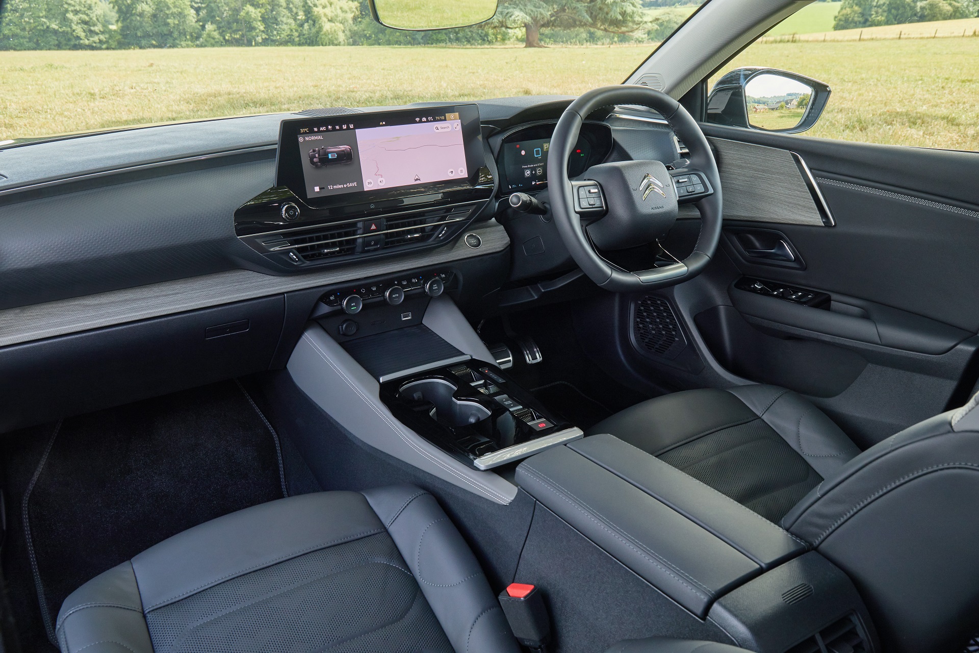 Download 2022 Citroën C5 X Hybrid - UK version - Interior HD Wallpaper 1920x1280 #45