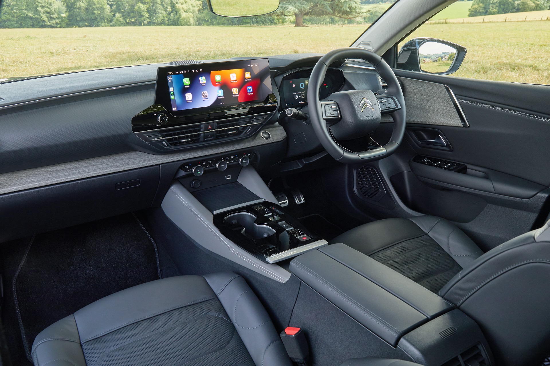 Download 2022 Citroën C5 X Hybrid - UK version - Interior HD Wallpaper 1920x1280 #52