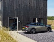 2022 Citroën C5 X Hybrid - UK version - Side Wallpaper 190x150