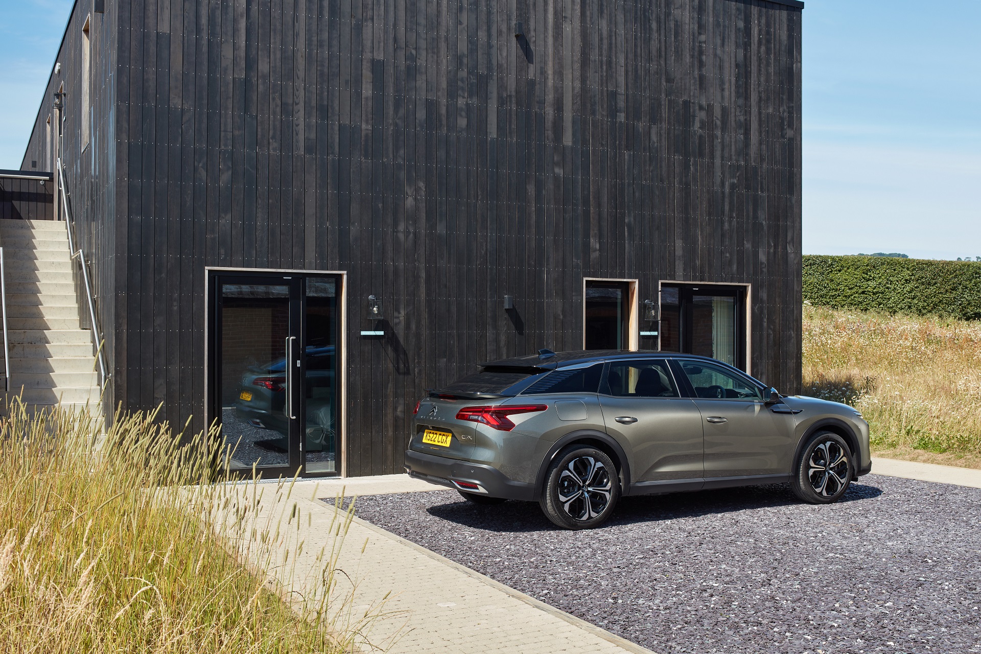 Download 2022 Citroën C5 X Hybrid - UK version - Side HD Wallpaper 1920x1280 #19