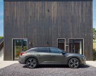2022 Citroën C5 X Hybrid - UK version - Side Wallpaper 190x150