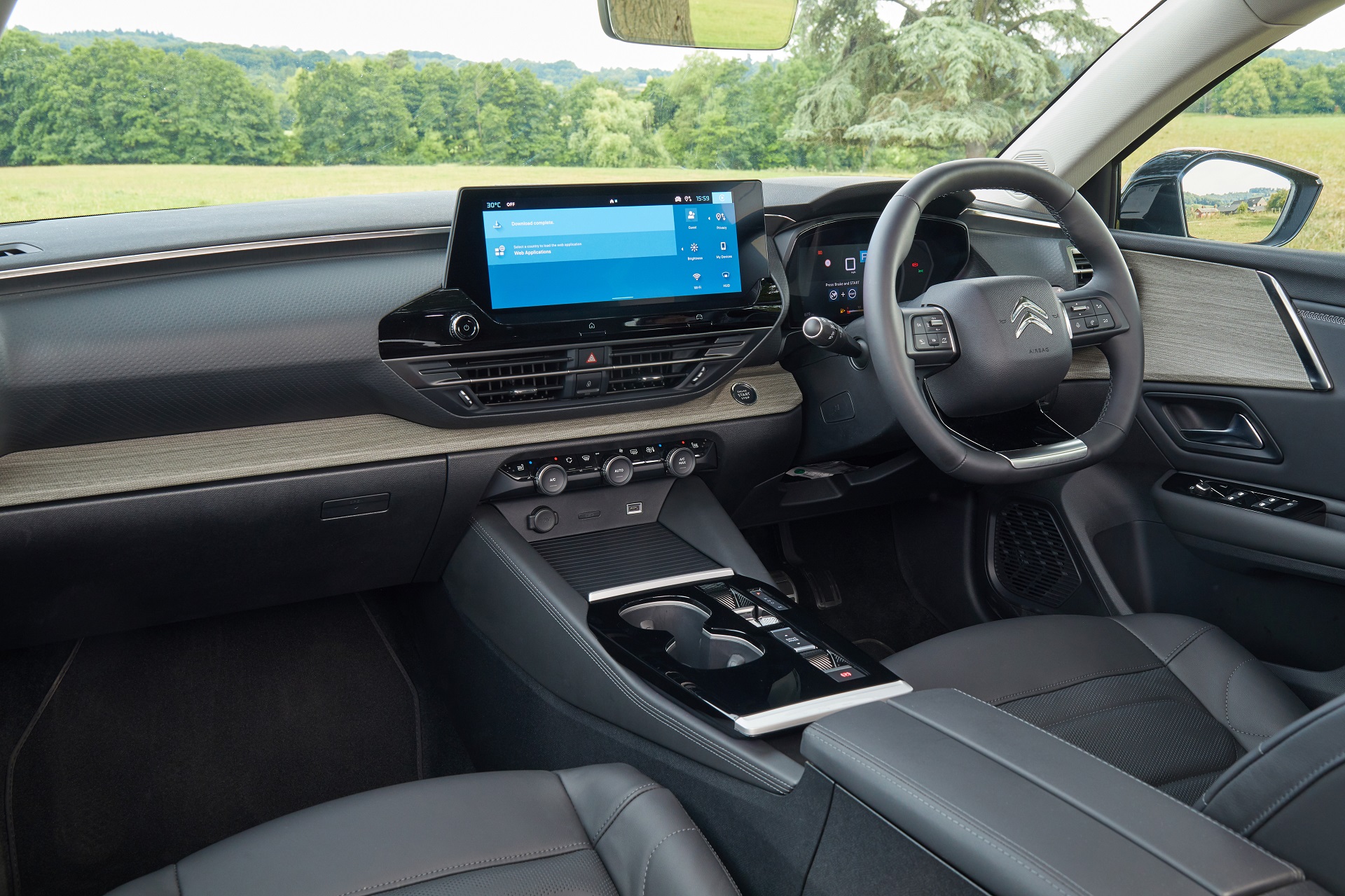 Download 2022 Citroën C5 X - UK version - Interior HD Wallpaper 1920x1280 #26