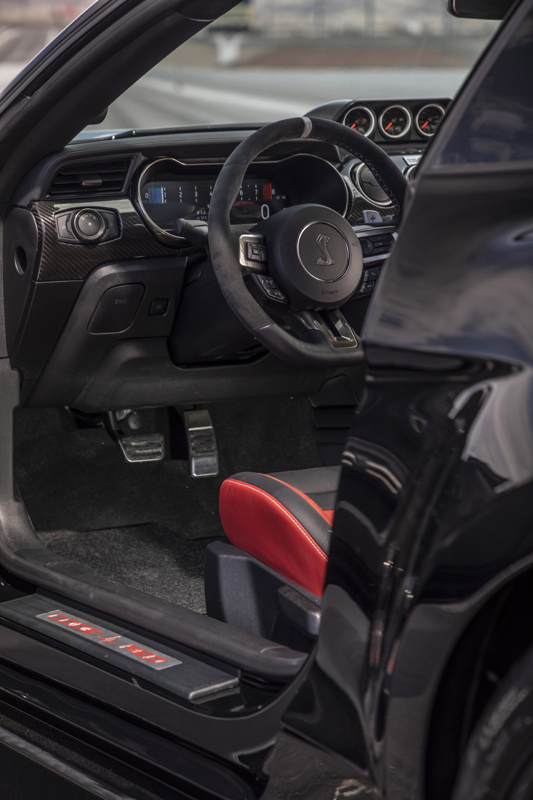 Download 2022 Ford Mustang Shelby GT500 Code Red - Interior HD Phone Wallpaper 1067x1600 #28