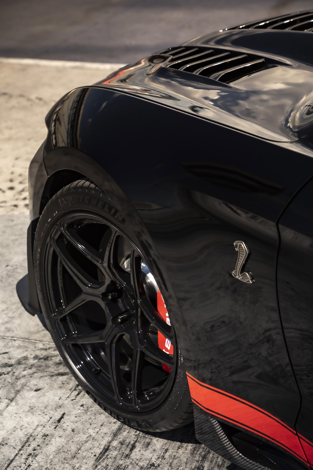 Download 2022 Ford Mustang Shelby GT500 Code Red - Wheel HD Phone Wallpaper 1067x1600 #11