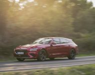 2022 Genesis G70 Shooting Brake - Front Three-Quarter Wallpaper 190x150