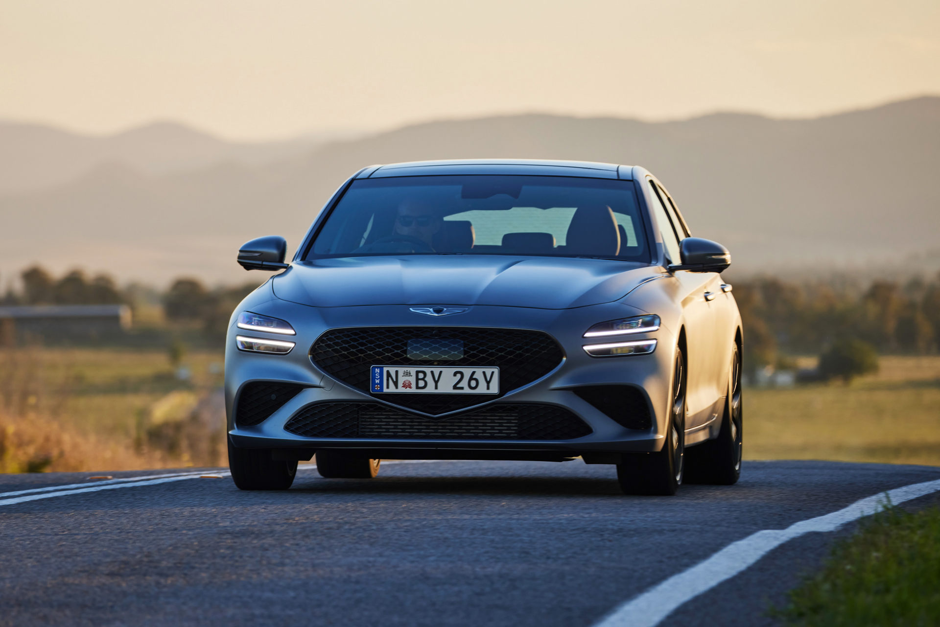 Download 2022 Genesis G70 Shooting Brake - Front HD Wallpaper 1920x1281 #25