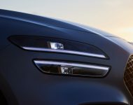 2022 Genesis G70 Shooting Brake - Headlight Wallpaper 190x150