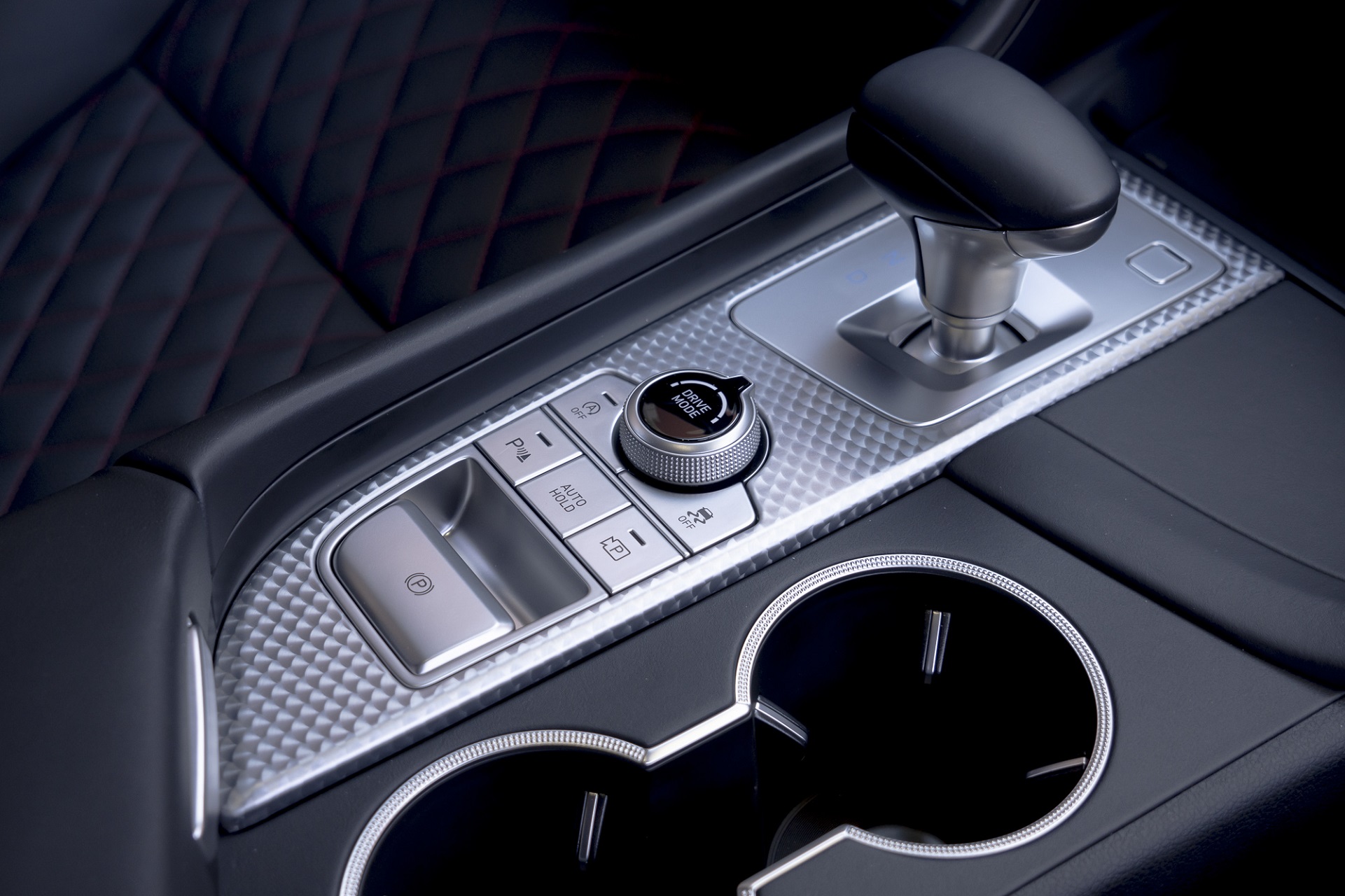 Download 2022 Genesis G70 Shooting Brake - Interior, Detail HD Wallpaper 1921x1280 #94