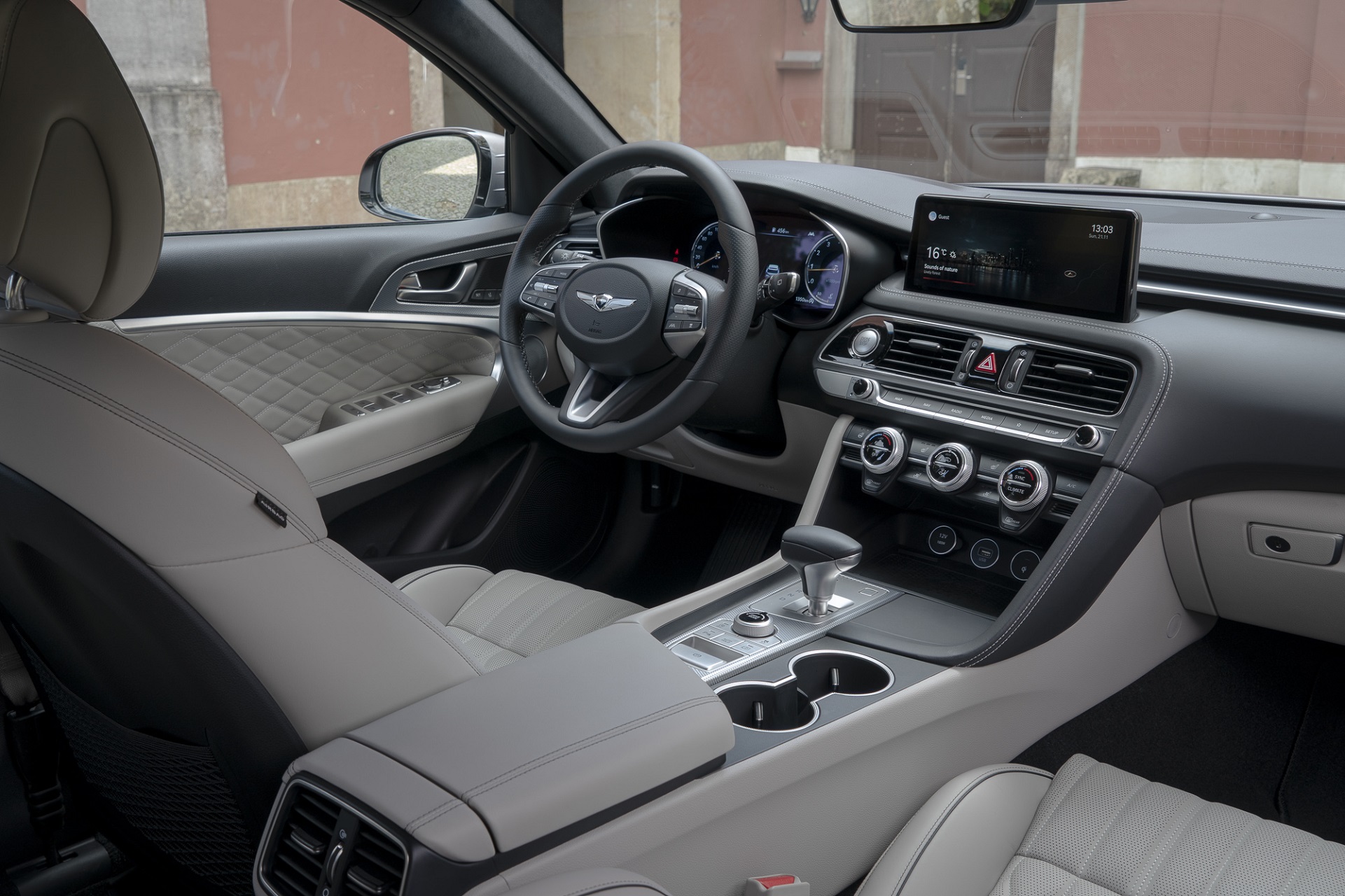 Download 2022 Genesis G70 Shooting Brake - Interior HD Wallpaper 1921x1280 #81