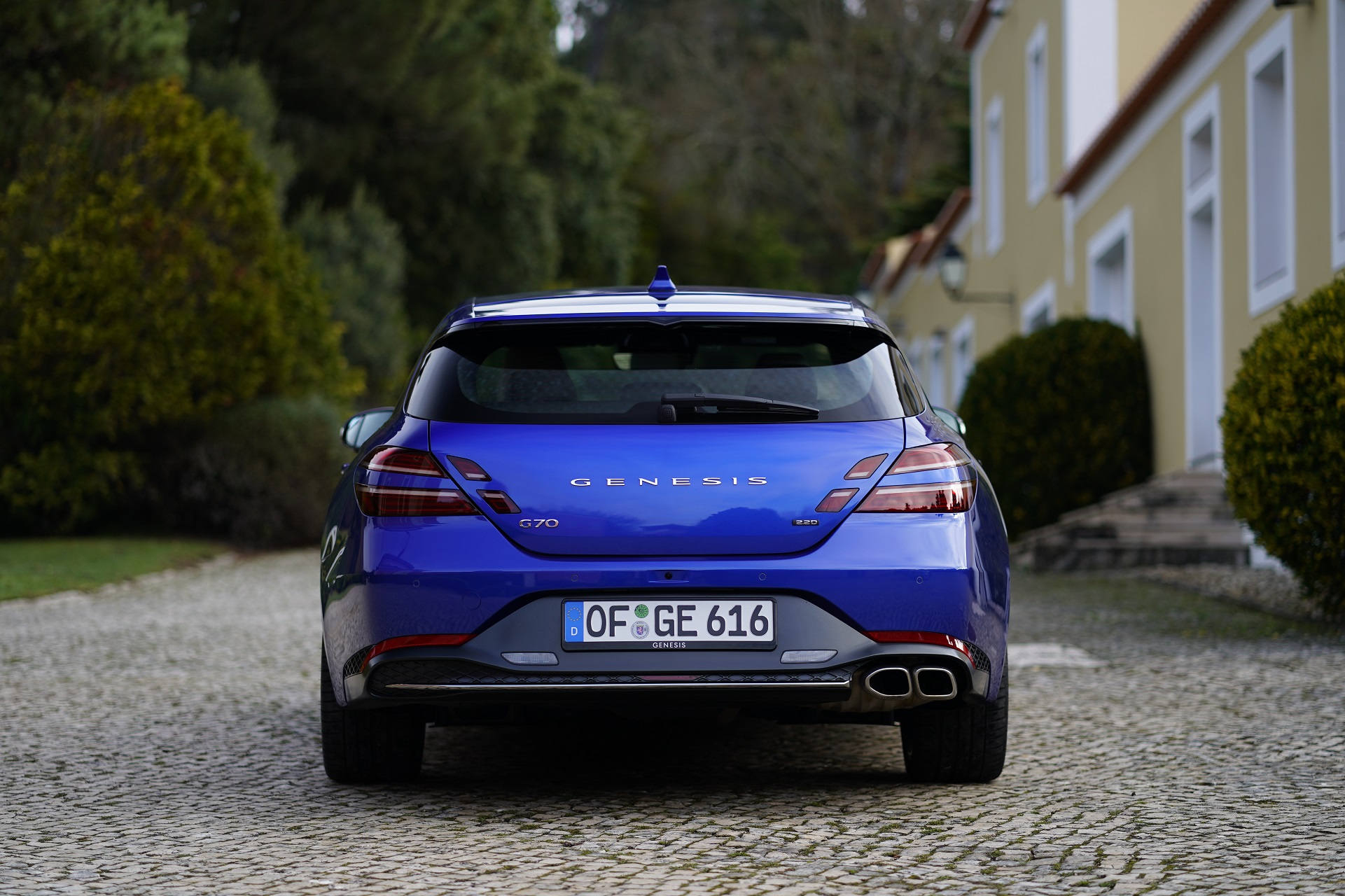 Download 2022 Genesis G70 Shooting Brake - Rear HD Wallpaper 1921x1280 #63