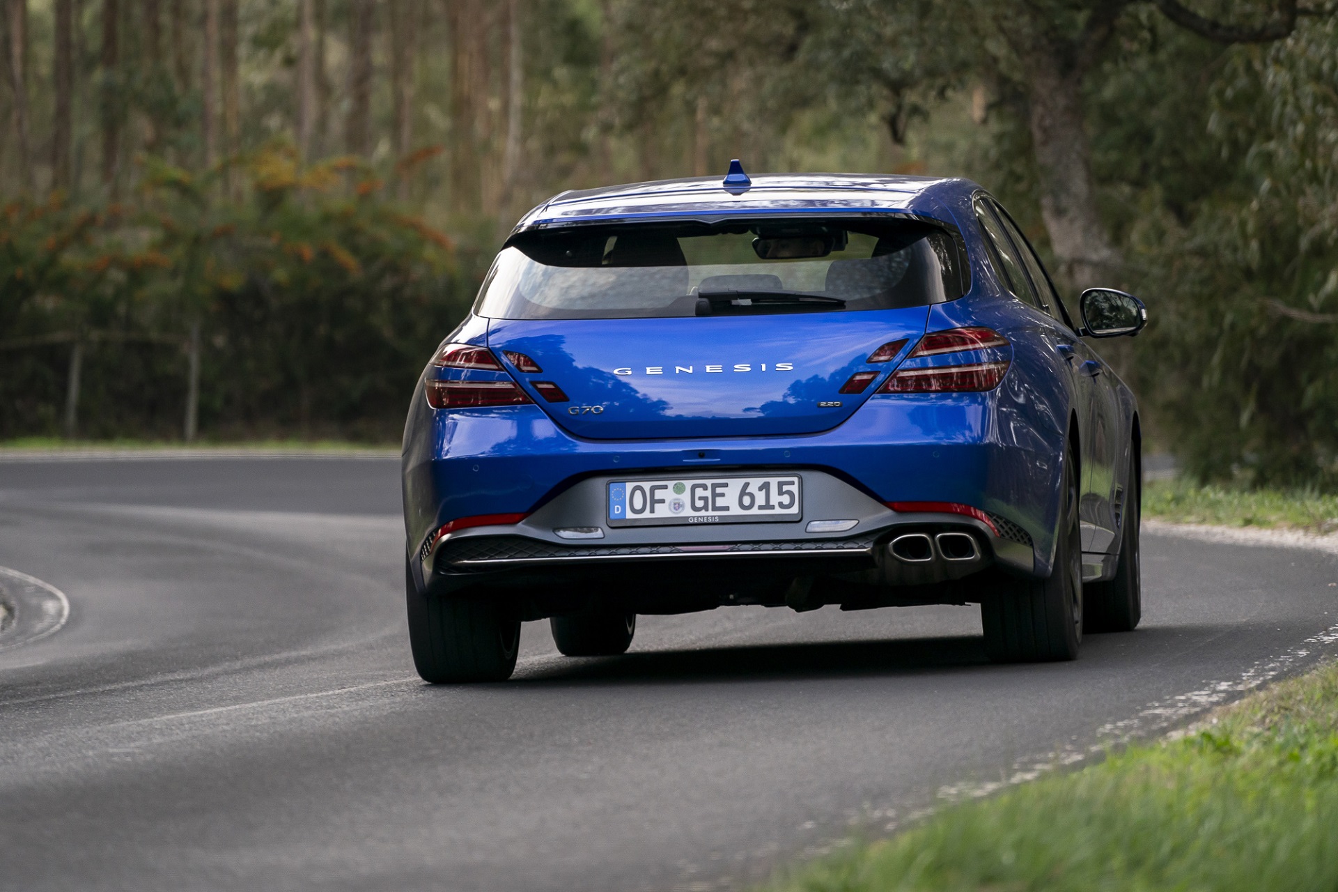 Download 2022 Genesis G70 Shooting Brake - Rear HD Wallpaper 1921x1280 #58