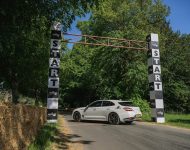 2022 Genesis G70 Shooting Brake - UK version - Rear Three-Quarter Wallpaper 190x150