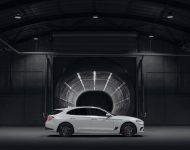 2022 Genesis G70 Shooting Brake - UK version - Side Wallpaper 190x150