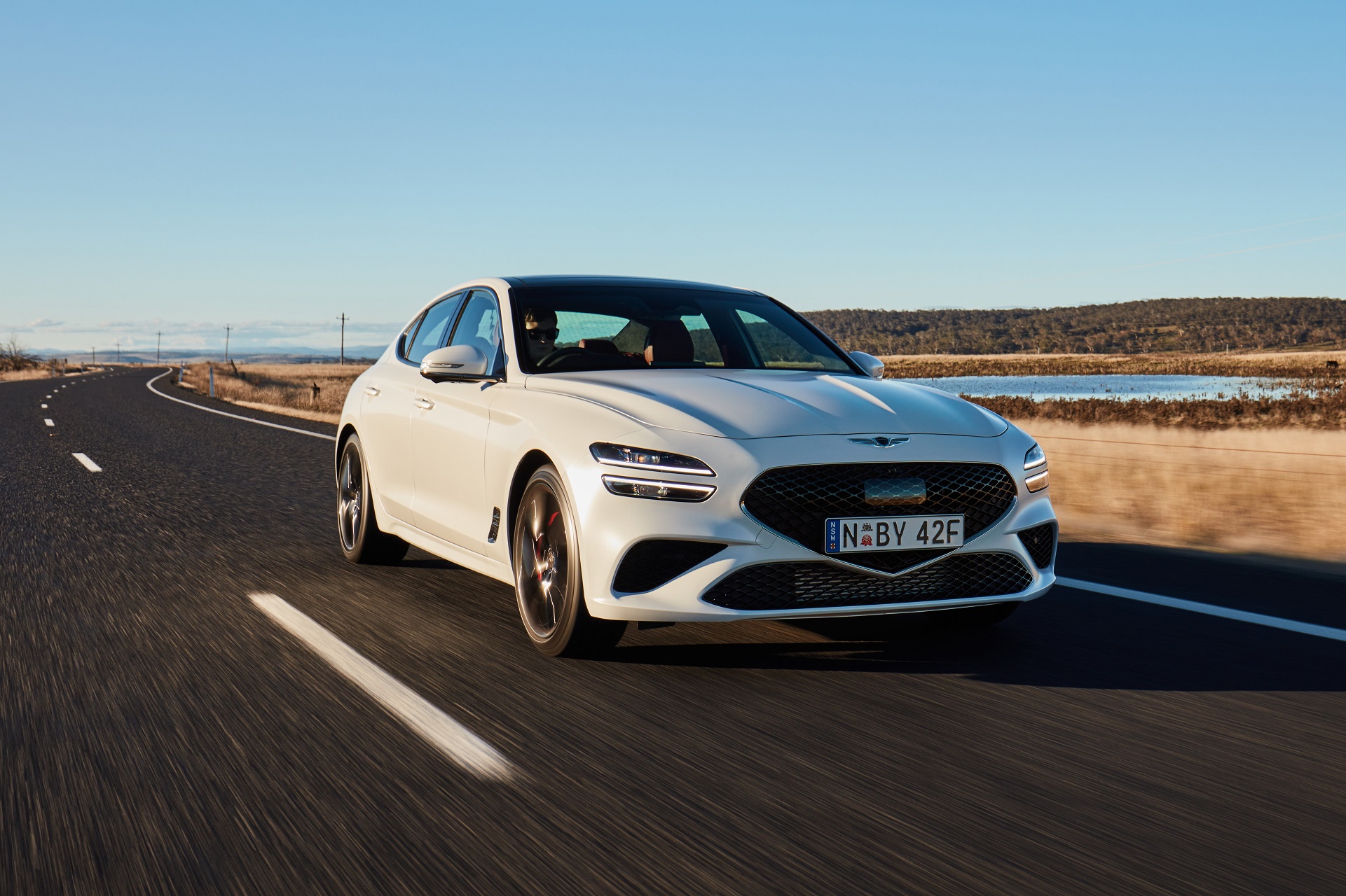 Download 2022 Genesis G70 Sport with Luxury Pack - Front Three-Quarter HD Wallpaper 1921x1280 #15