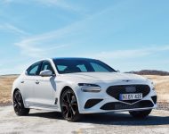 2022 Genesis G70 Sport with Luxury Pack - Front Three-Quarter Wallpaper 190x150