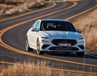 2022 Genesis G70 Sport with Luxury Pack - Front Wallpaper 190x150