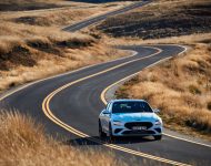 2022 Genesis G70 Sport with Luxury Pack - Front Wallpaper 190x150