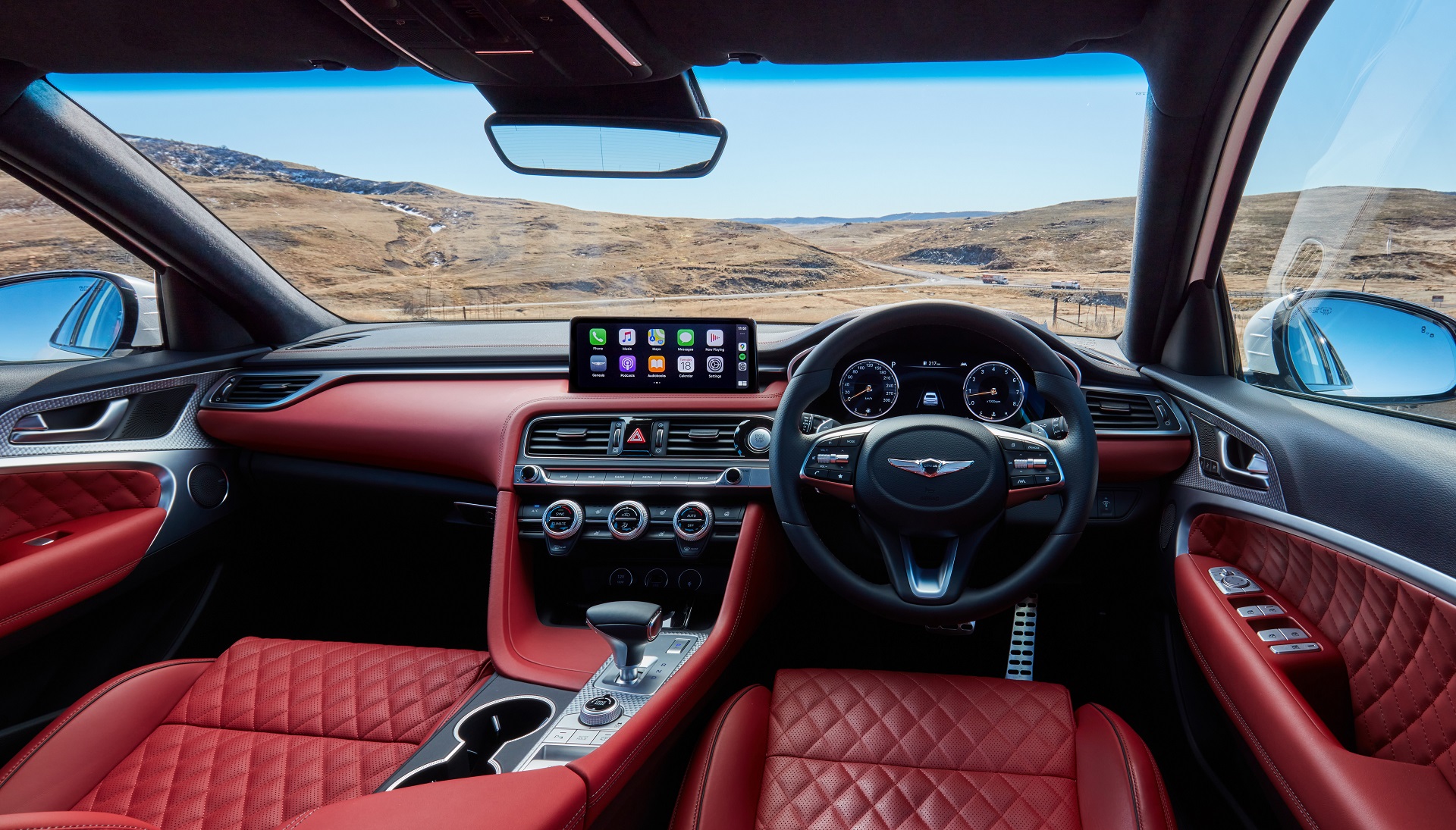 Download 2022 Genesis G70 Sport with Luxury Pack - Interior, Cockpit HD Wallpaper 1920x1095 #40