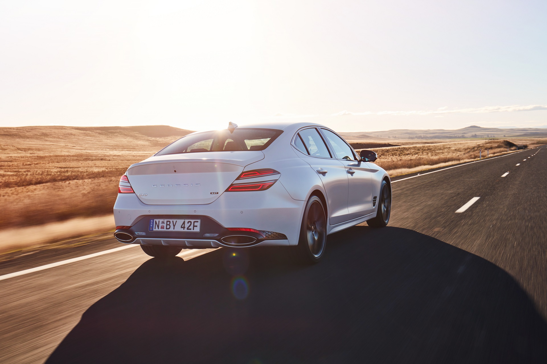 Download 2022 Genesis G70 Sport with Luxury Pack - Rear Three-Quarter HD Wallpaper 1921x1280 #16