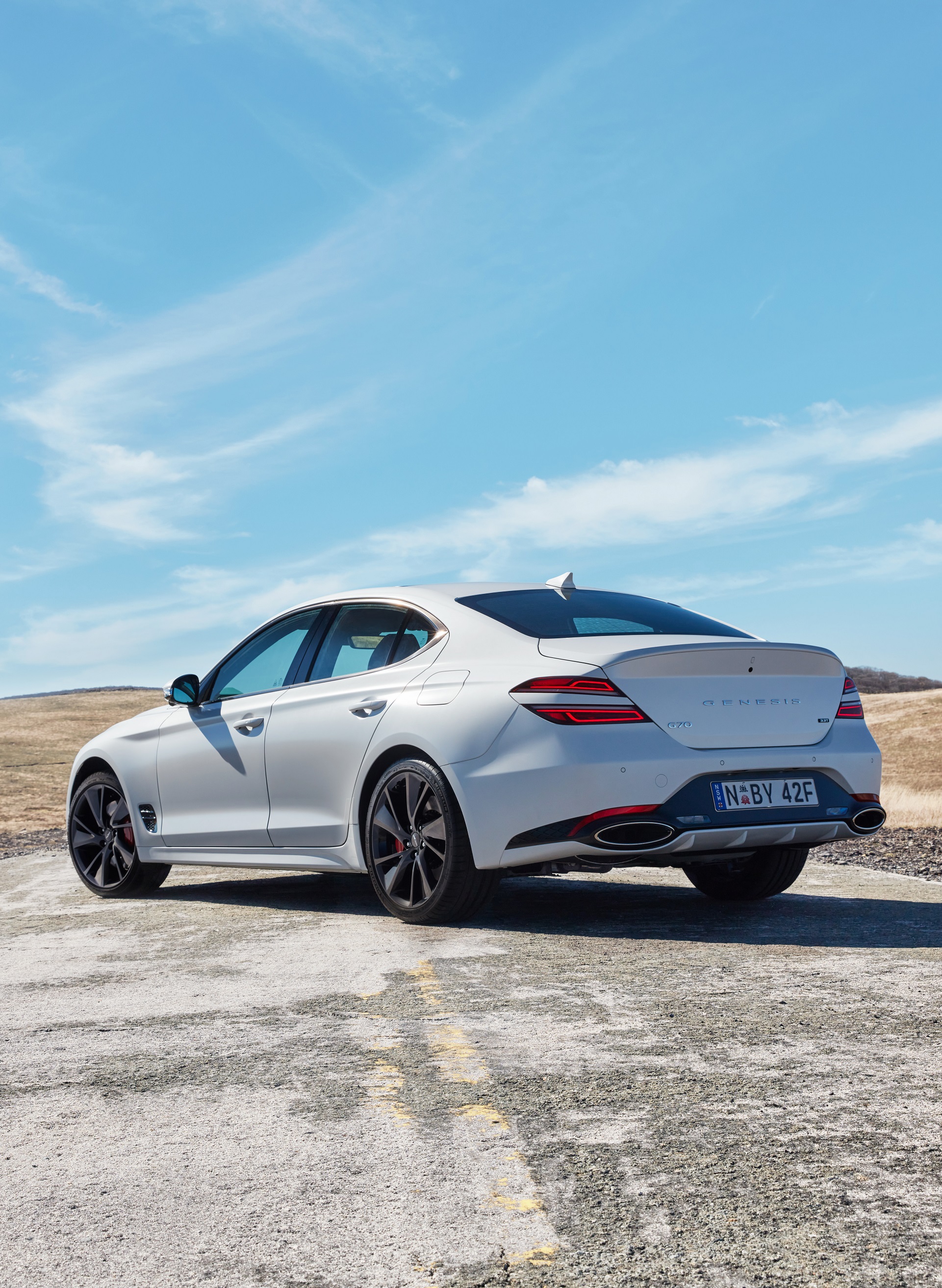 Download 2022 Genesis G70 Sport with Luxury Pack - Rear Three-Quarter HD Phone Wallpaper 1921x2627 #7