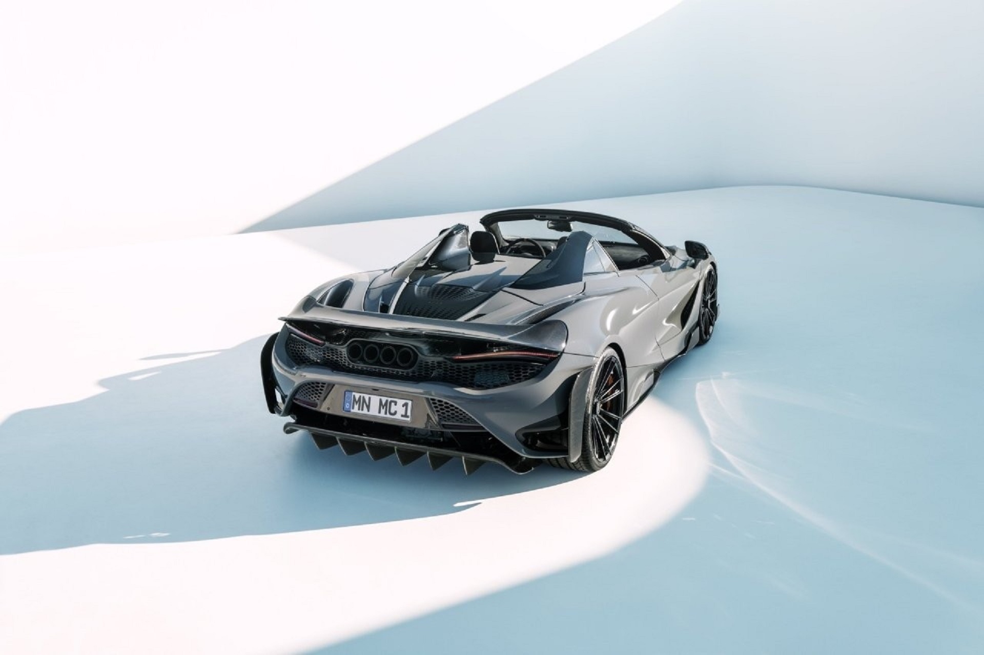 Download 2022 McLaren 765LT Spider by Novitec - Rear Three-Quarter HD Wallpaper 1920x1279 #7