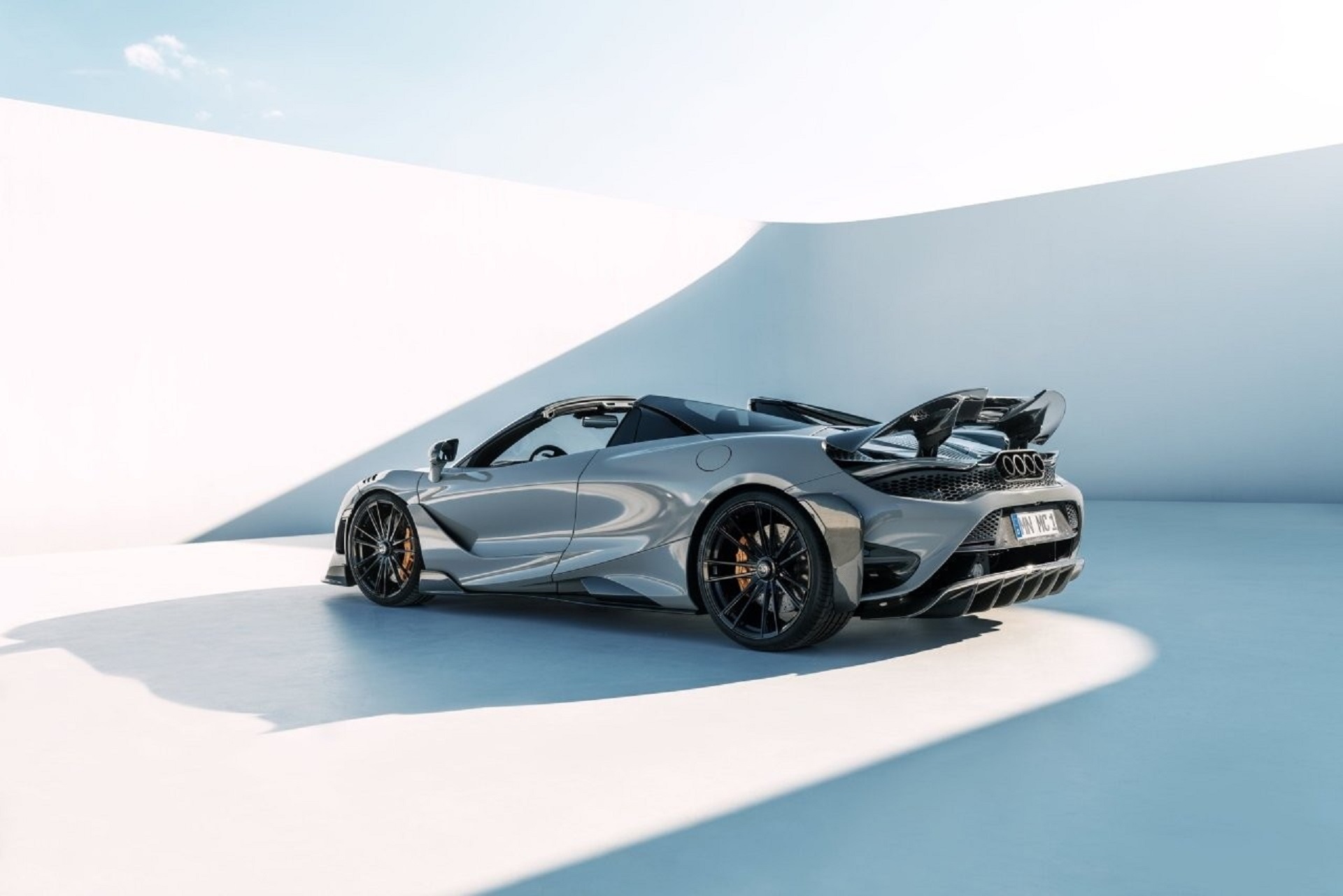 Download 2022 McLaren 765LT Spider by Novitec - Rear Three-Quarter HD Wallpaper 1920x1281 #3