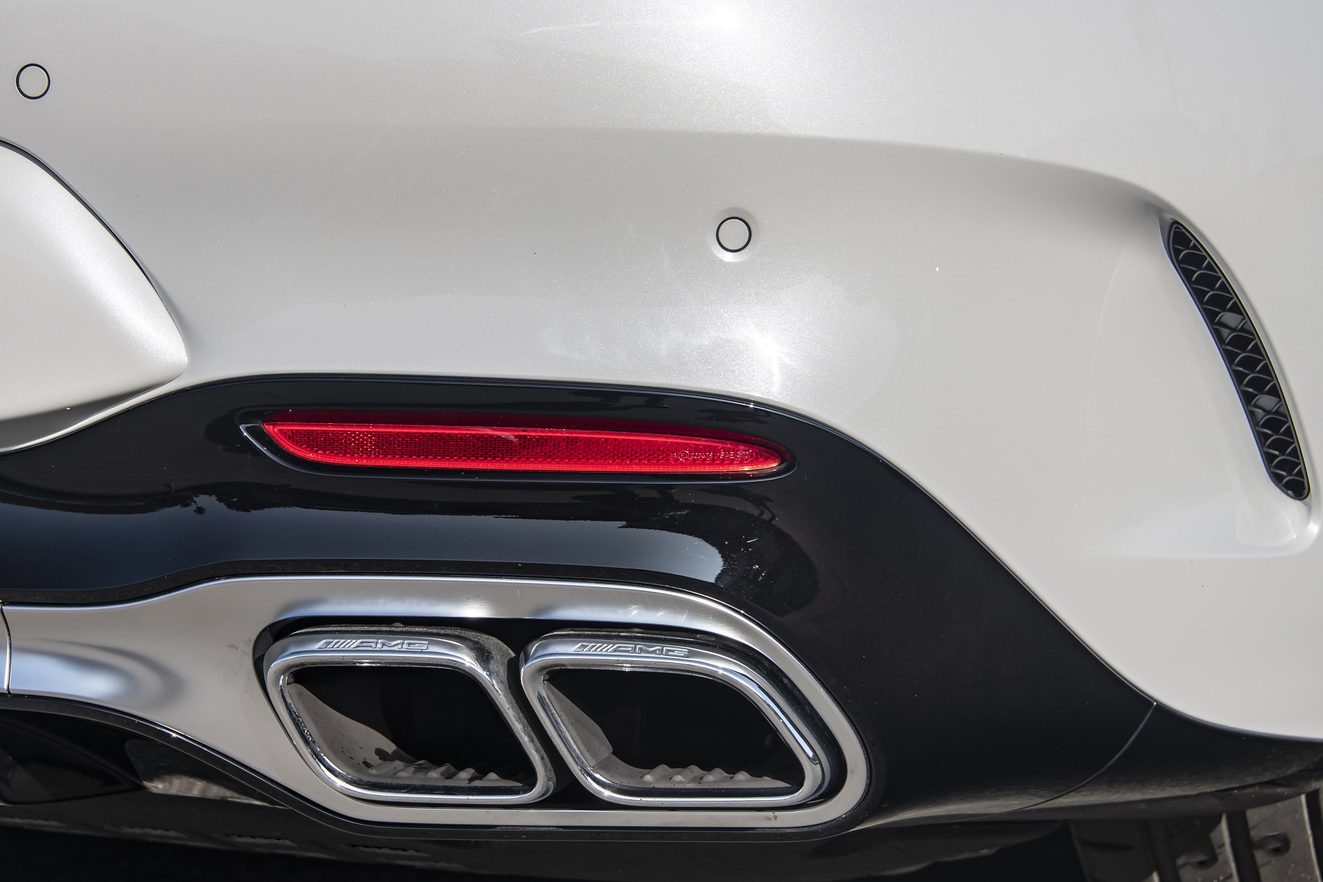Download 2022 Mercedes-AMG SL 55 4Matic+ - US version - Exhaust HD Wallpaper 1920x1280 #63