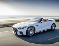 2022 Mercedes-AMG SL 55 4Matic+ - US version - Front Three-Quarter Wallpaper 190x150