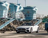 2022 Mercedes-AMG SL 55 4Matic+ - US version - Front Three-Quarter Wallpaper 190x150
