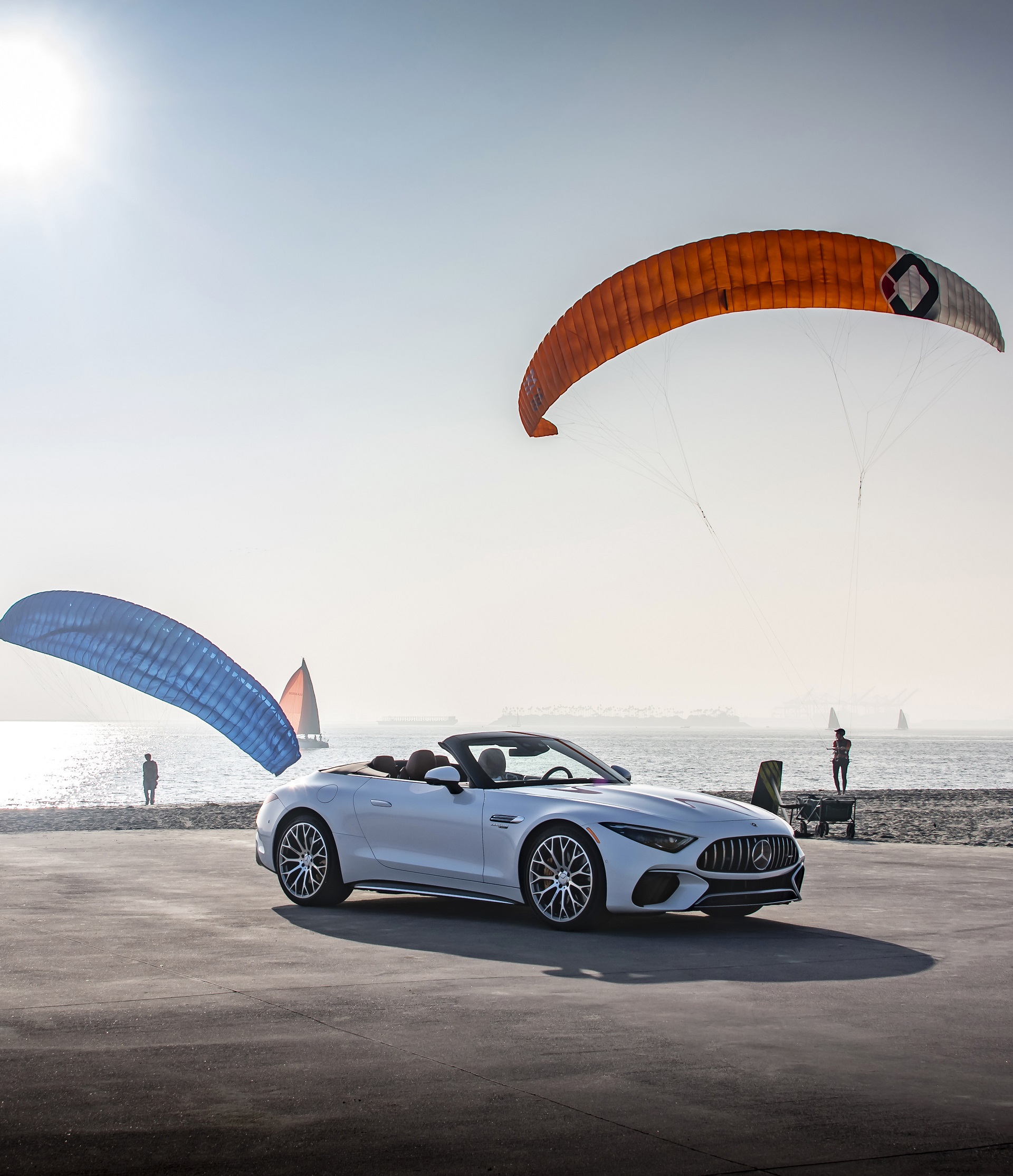 Download 2022 Mercedes-AMG SL 55 4Matic+ - US version - Front Three-Quarter HD Phone Wallpaper 1920x2229 #11