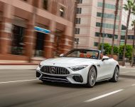 2022 Mercedes-AMG SL 55 4Matic+ - US version - Front Three-Quarter Wallpaper 190x150
