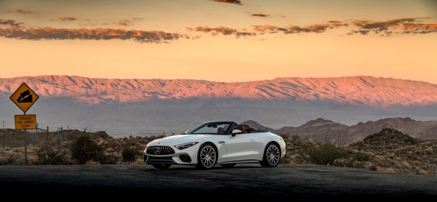 2022 Mercedes-AMG SL 55 4Matic+ - US version - Front Three-Quarter Wallpaper 850x394 #46