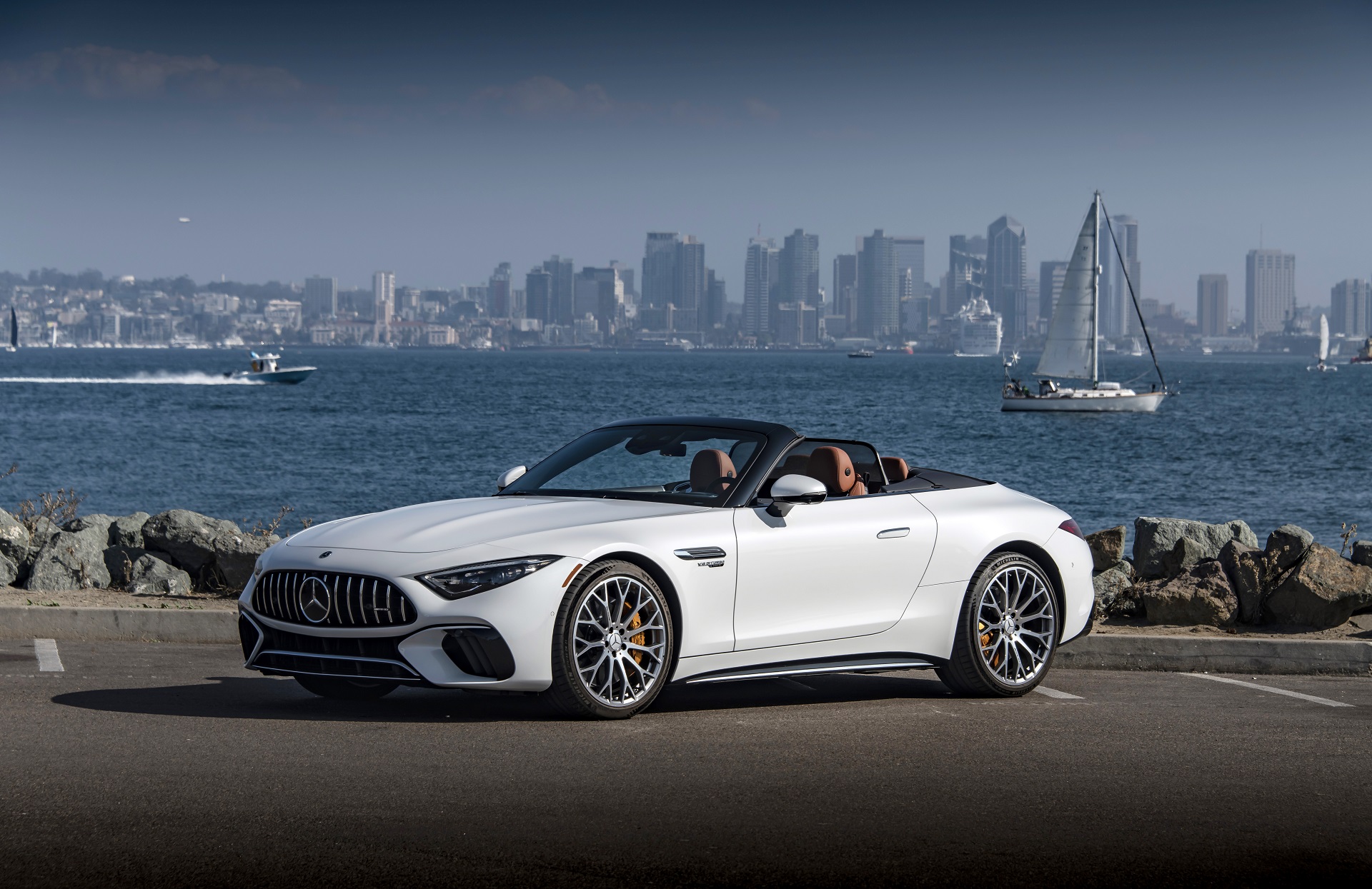 Download 2022 Mercedes-AMG SL 55 4Matic+ - US version - Front Three-Quarter HD Wallpaper 1920x1245 #16