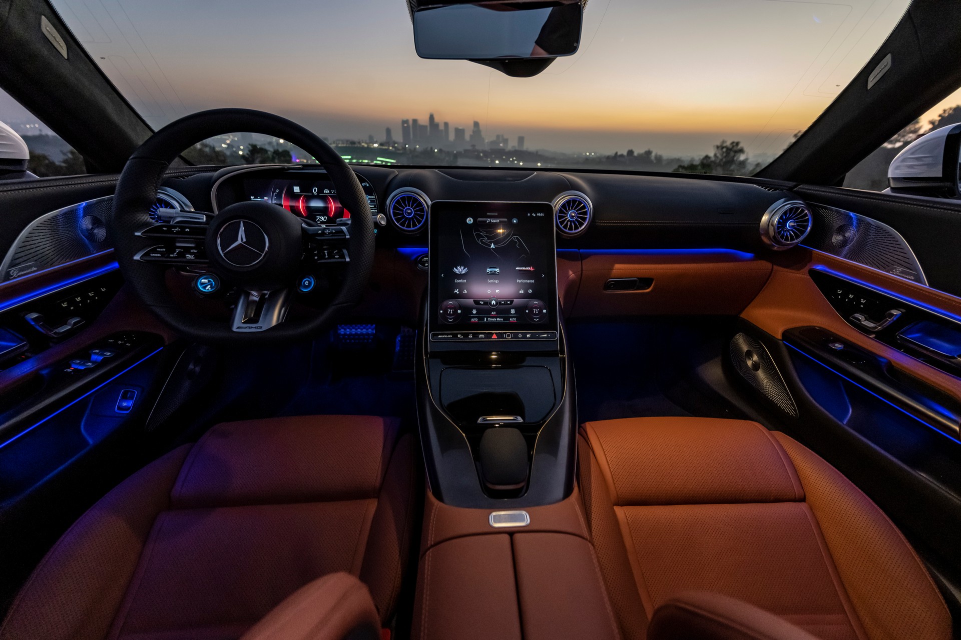 Download 2022 Mercedes-AMG SL 55 4Matic+ - US version - Interior, Cockpit HD Wallpaper 1920x1280 #66