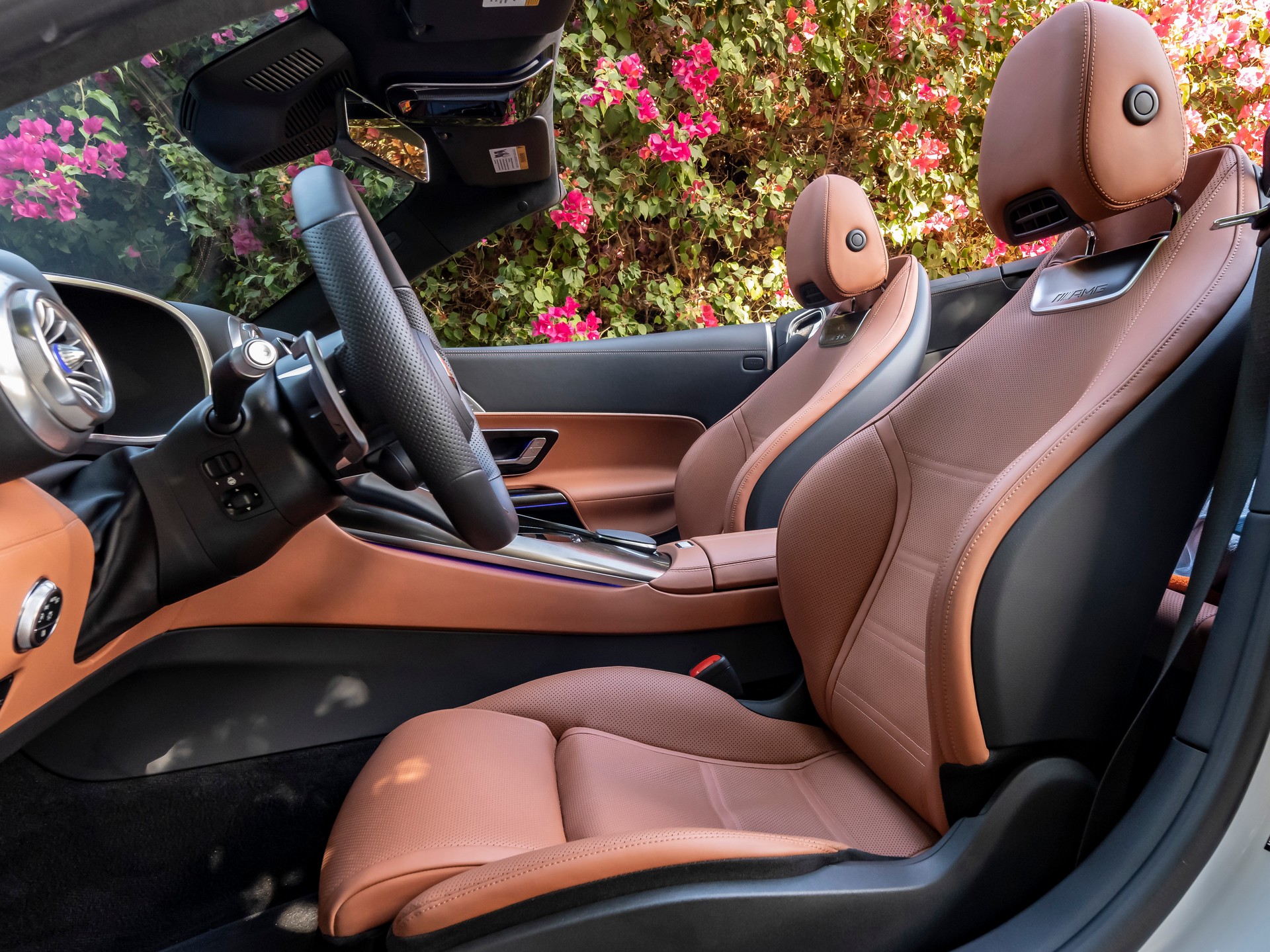 Download 2022 Mercedes-AMG SL 55 4Matic+ - US version - Interior, Front Seats HD Wallpaper 1920x1439 #69
