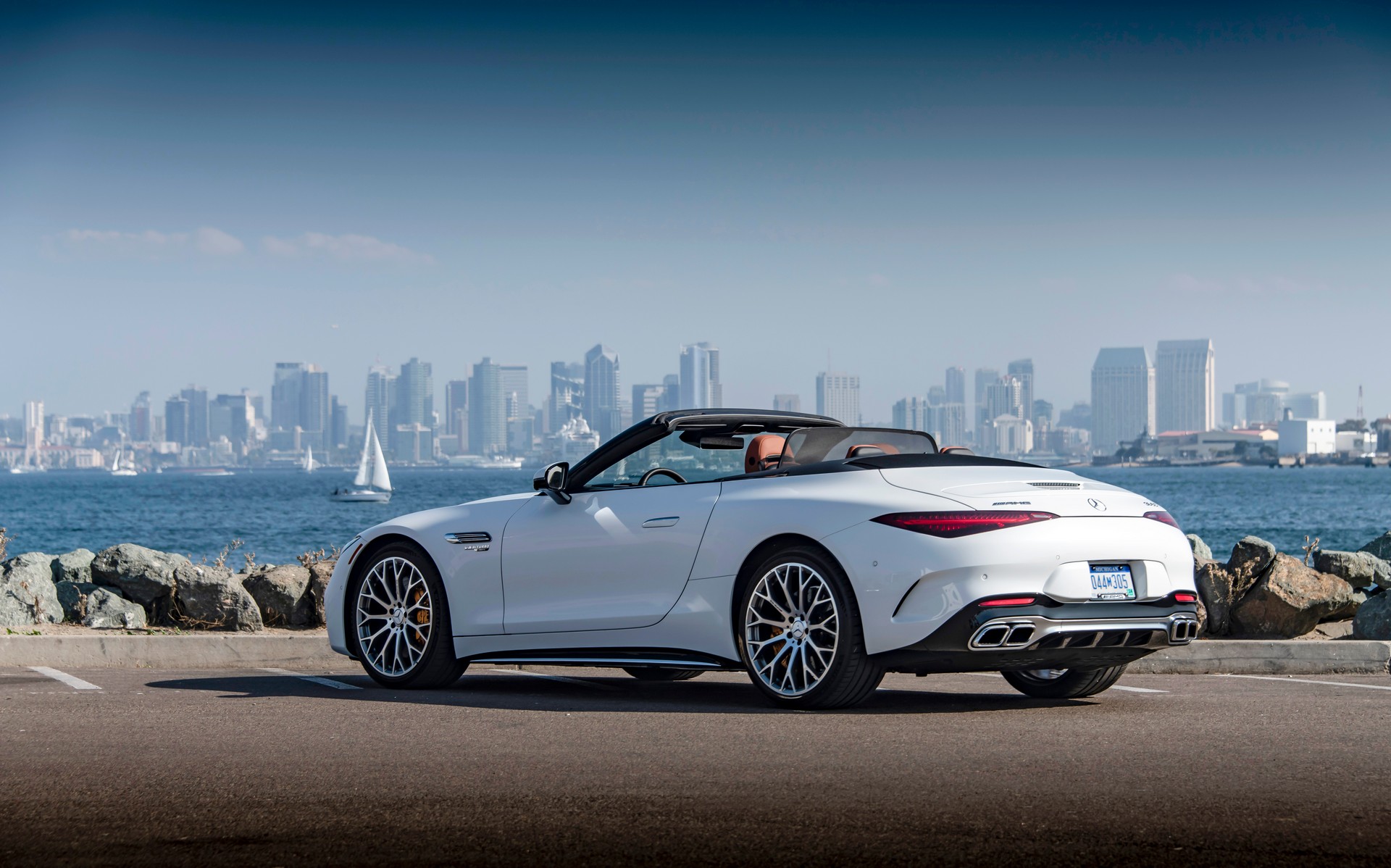 Download 2022 Mercedes-AMG SL 55 4Matic+ - US version - Rear Three-Quarter HD Wallpaper 1920x1198 #19