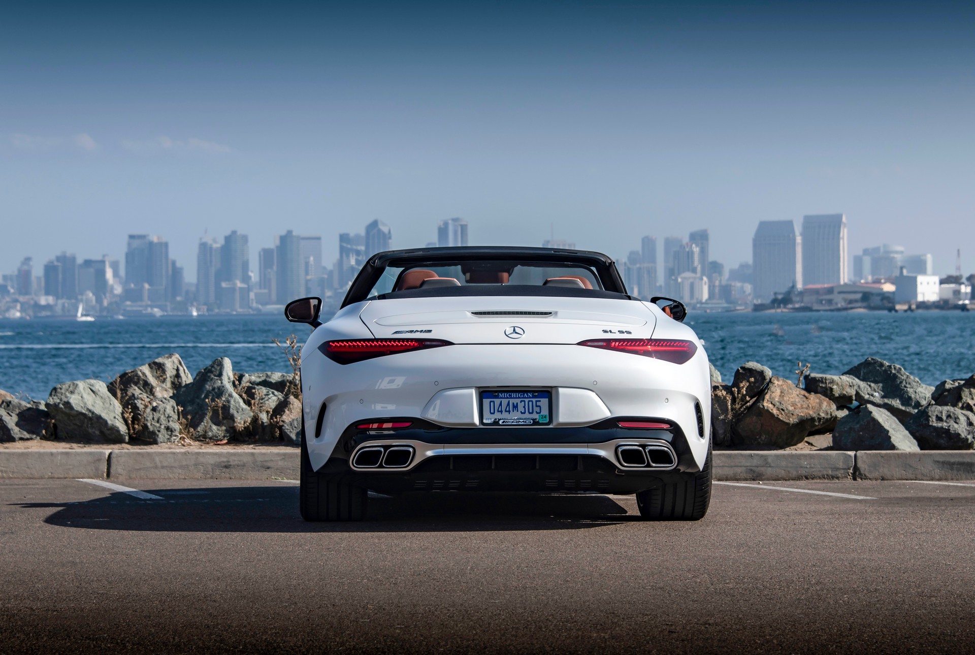 Download 2022 Mercedes-AMG SL 55 4Matic+ - US version - Rear HD Wallpaper 1920x1289 #20