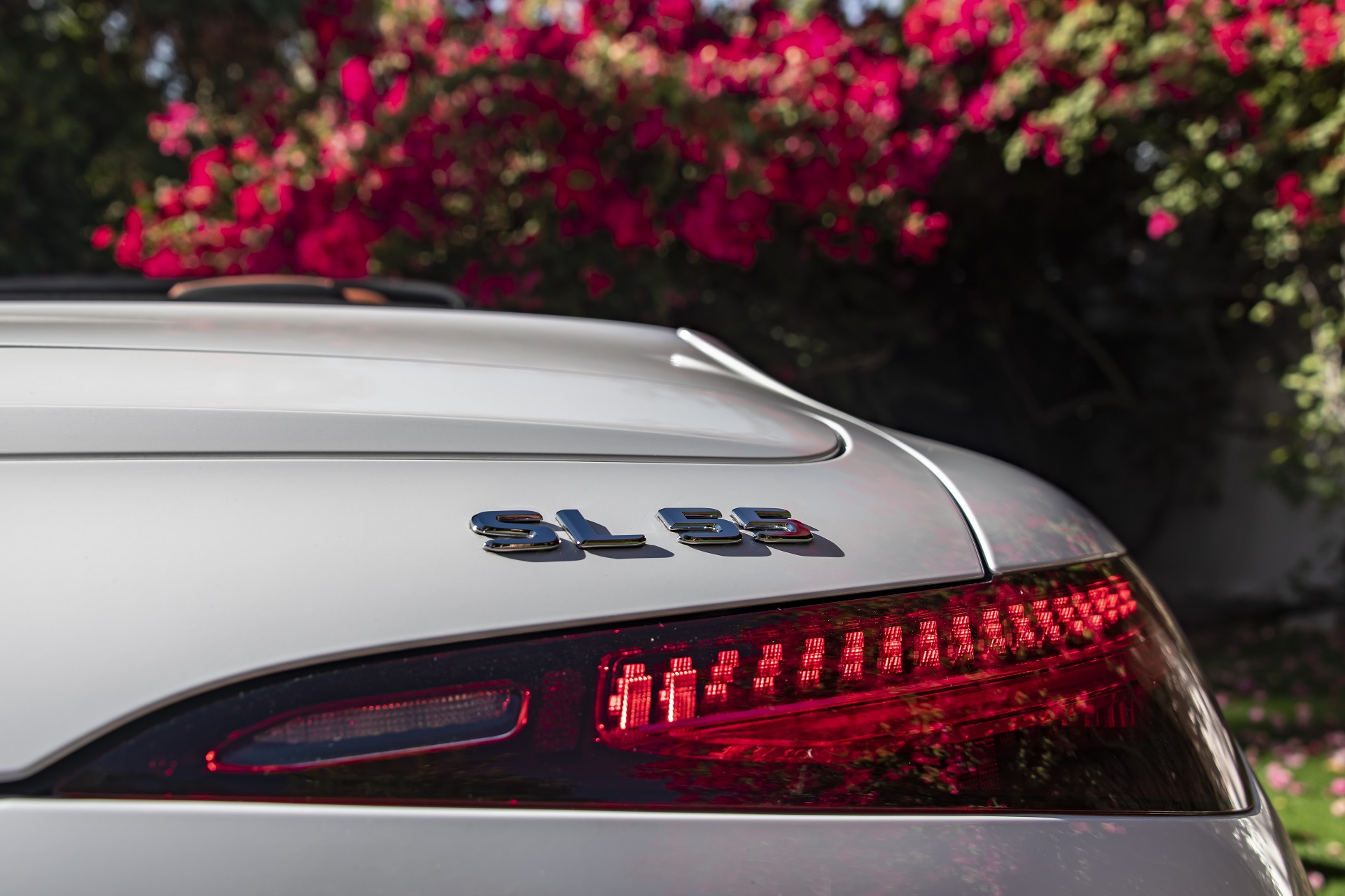 Download 2022 Mercedes-AMG SL 55 4Matic+ - US version - Tail Light HD Wallpaper 1921x1280 #58