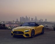 2022 Mercedes-AMG SL 63 4Matic+ - US version - Front Three-Quarter Wallpaper 190x150