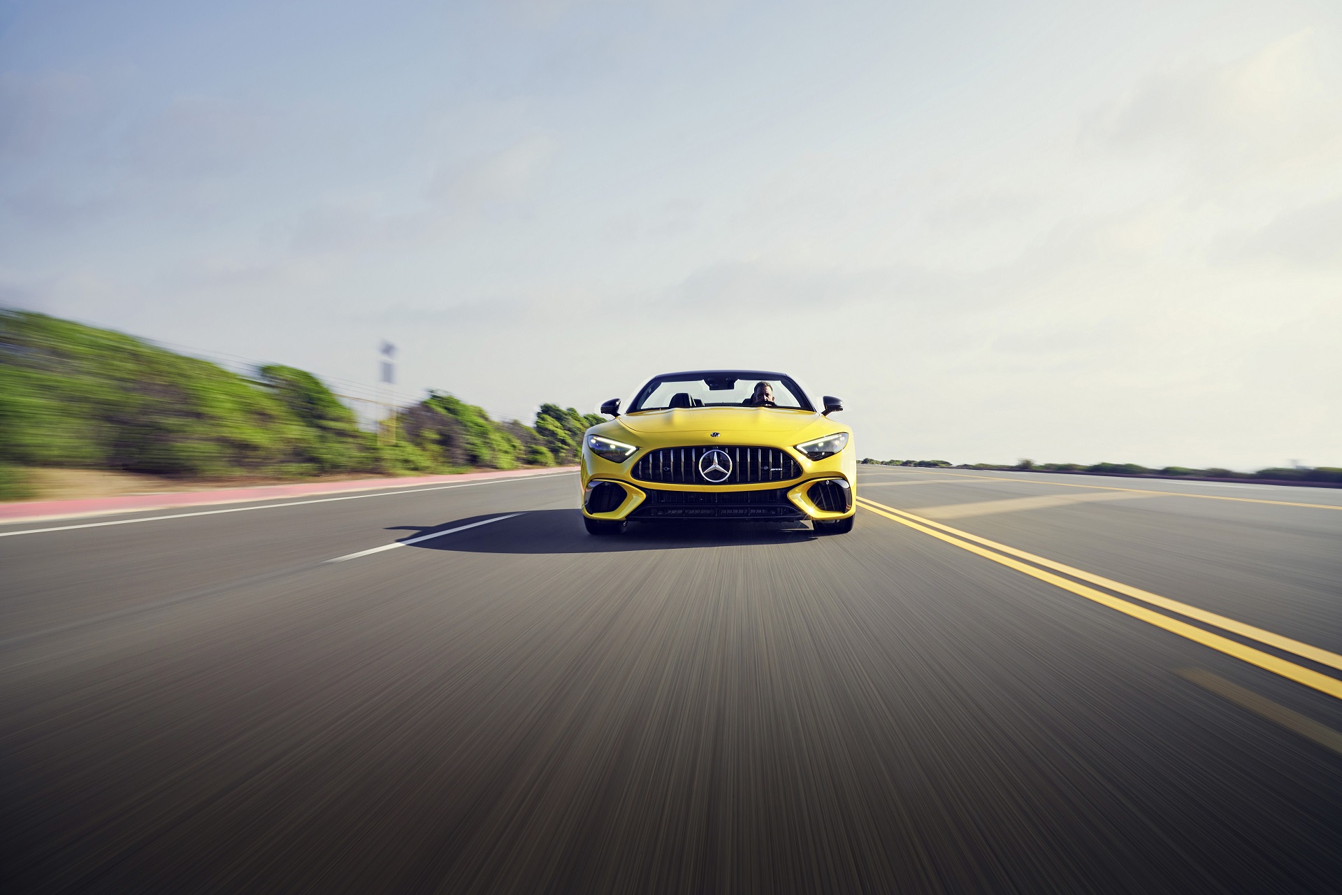 Download 2022 Mercedes-AMG SL 63 4Matic+ - US version - Front HD Wallpaper 1920x1280 #6