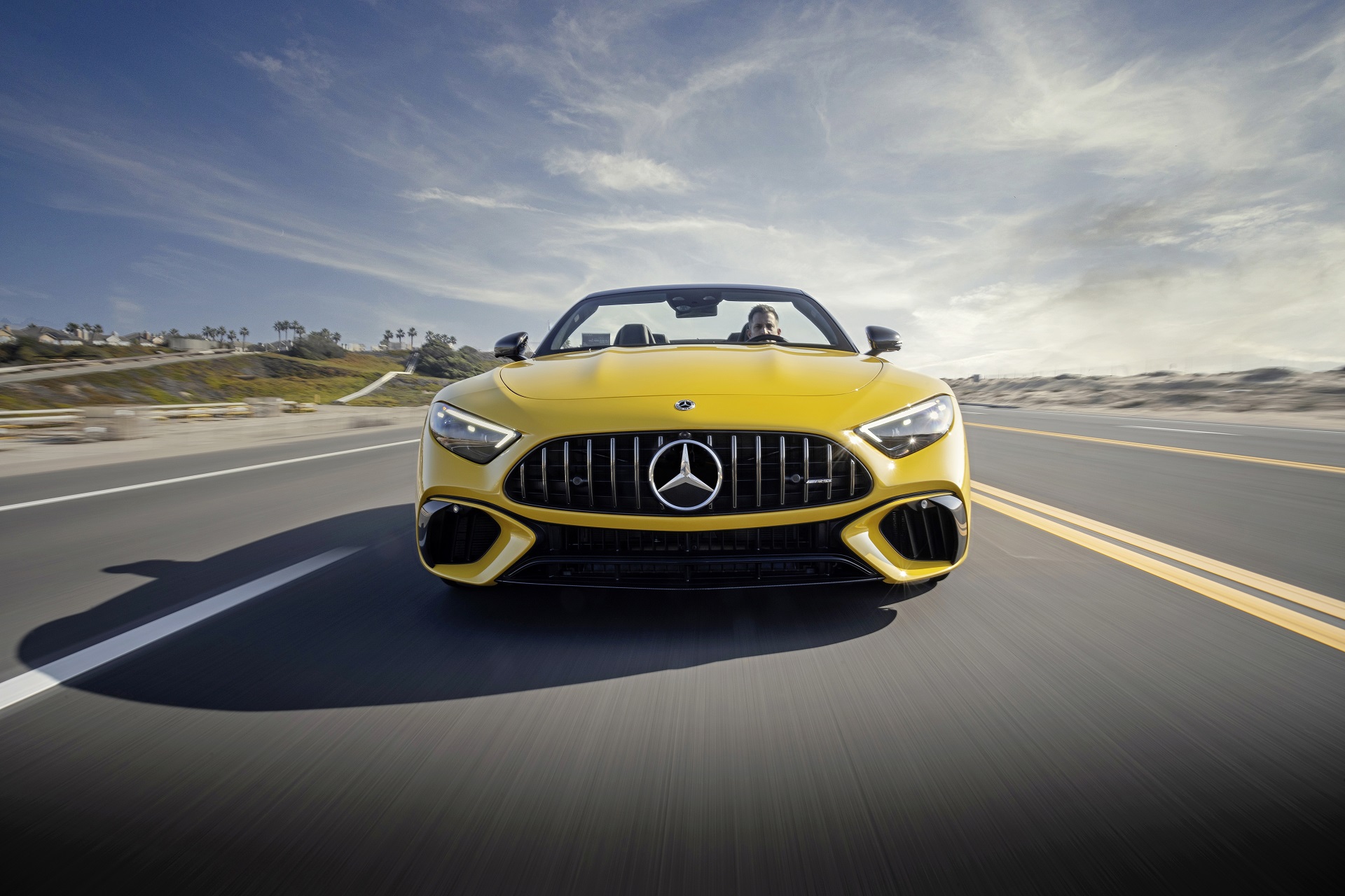 Download 2022 Mercedes-AMG SL 63 4Matic+ - US version - Front HD Wallpaper 1920x1280 #7