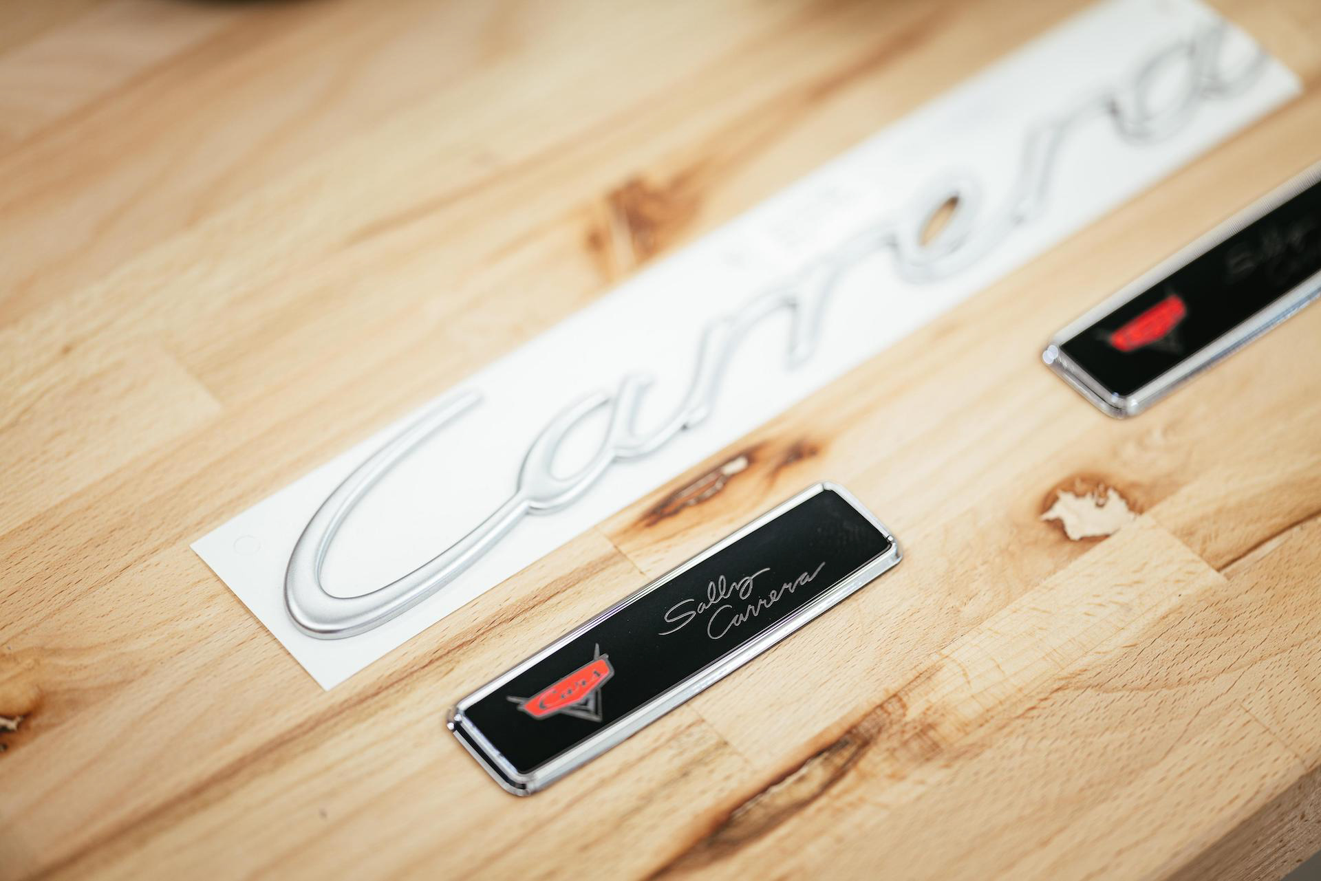 Download 2022 Porsche 911 Sally Special - Badge HD Wallpaper 1920x1281 #92