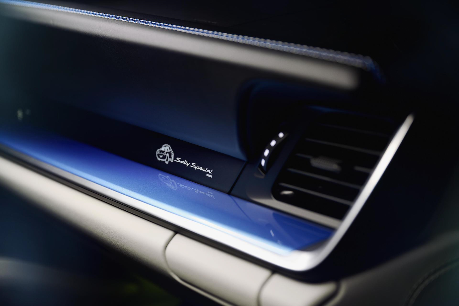 Download 2022 Porsche 911 Sally Special - Interior, Detail HD Wallpaper 1920x1280 #56