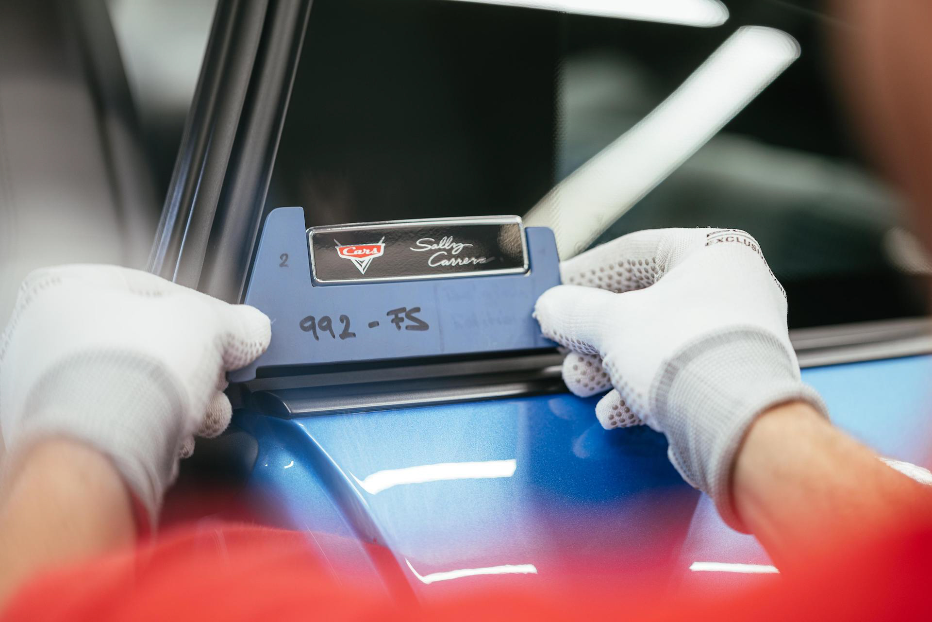 Download 2022 Porsche 911 Sally Special - Making Of HD Wallpaper 1920x1281 #90