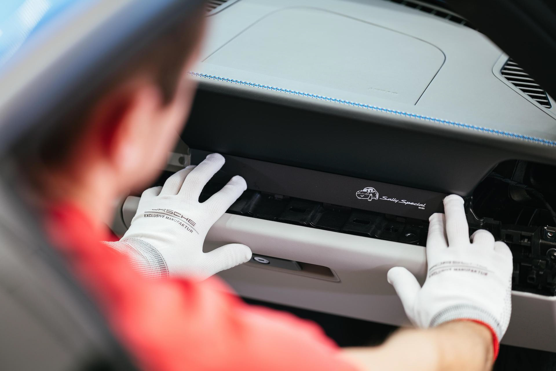 Download 2022 Porsche 911 Sally Special - Making Of HD Wallpaper 1920x1281 #82