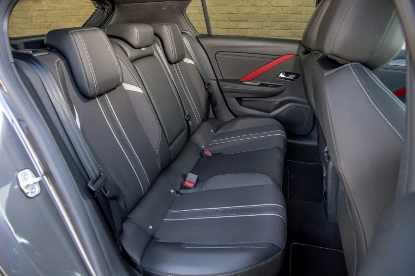 2022 Vauxhall Astra GS Line - Interior, Rear Seats Wallpaper 850x567 #66