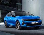 2022 Vauxhall Astra Sports Tourer - Front Three-Quarter Wallpaper 190x150